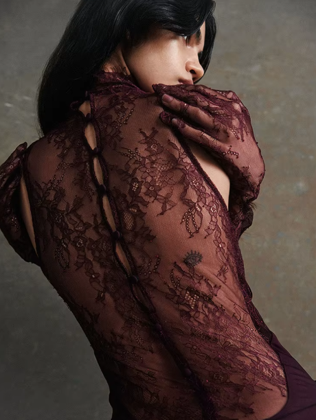 Fabbiyah - Turtleneck pleated dress